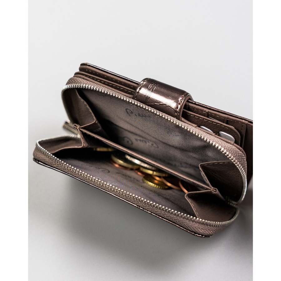 Mały, pionowy portfel ze skóry naturalnej lakierowanej z motywem liści - Pierre Cardin - obrazek 9