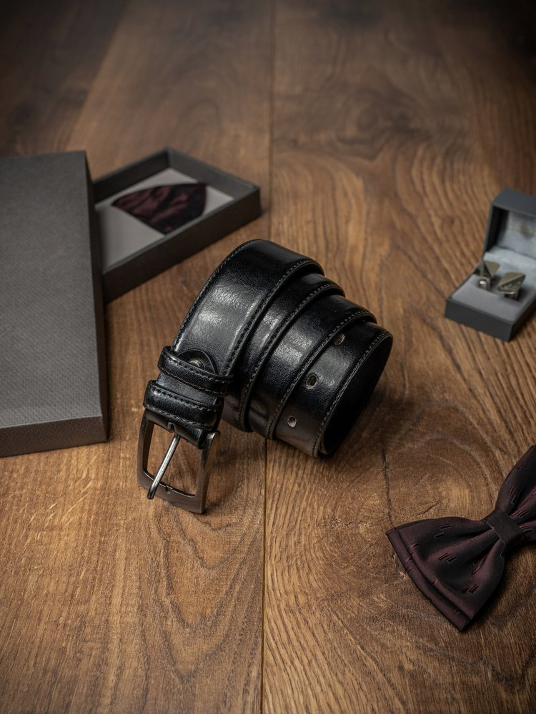 Błyszczący, szeroki pasek męski ze skóry naturalnej - obrazek 2