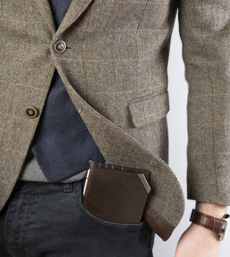 Poziomy portfel męski ze srebrnym akcentem, skóra naturalna licowa — Rovicky - obrazek 5