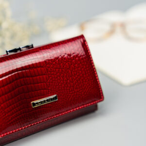 Kompaktowy portfel z lakierowanej skóry - Lorenti