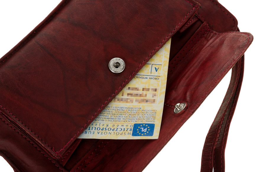 Skórzana saszetka męska z paskiem na nadgarstek - obrazek 4