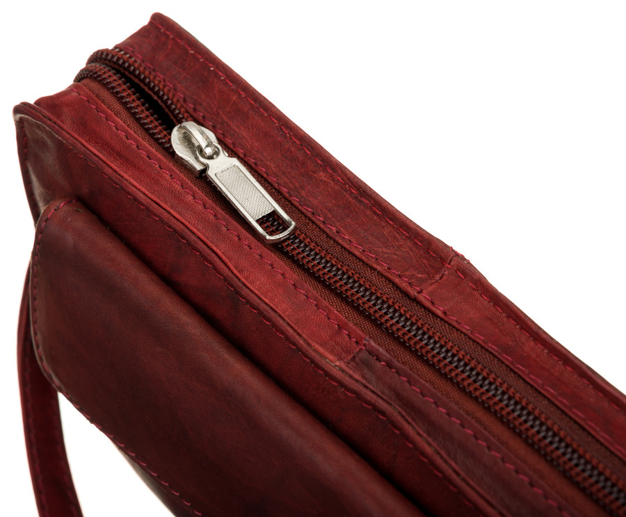 Skórzana saszetka męska z paskiem na nadgarstek - obrazek 5