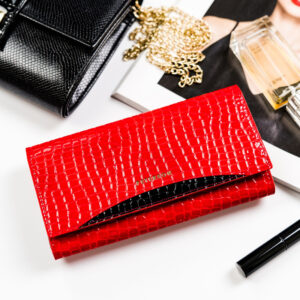 Duży, lakierowany portfel damski ze zwierzęcym wzorem - Peterson