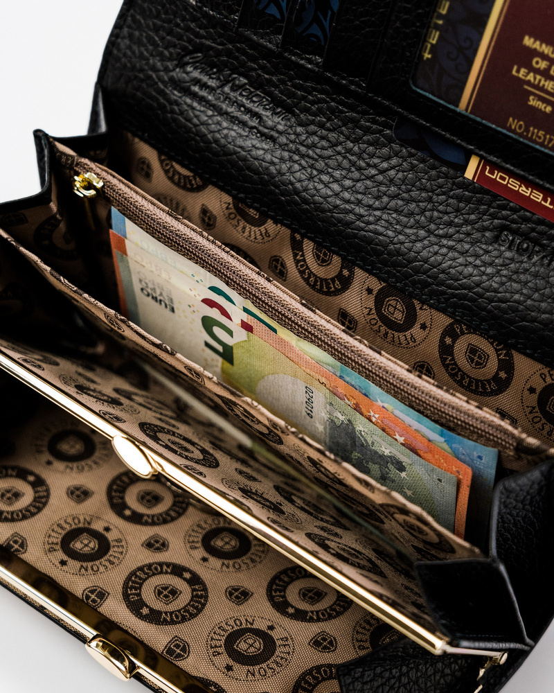 Elegancki portfel damski z wężowym wzorem - Peterson - obrazek 9