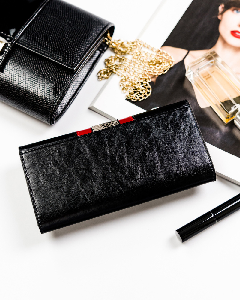 Elegancki portfel damski z wężowym wzorem - Peterson - obrazek 4