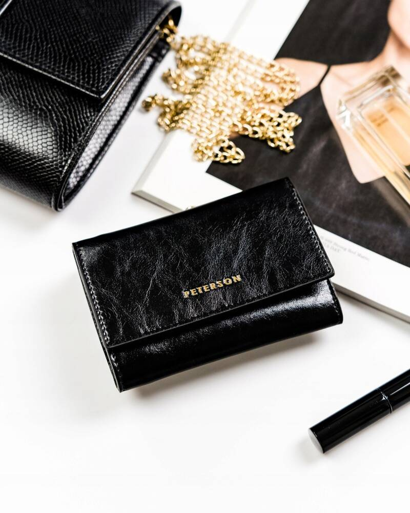 Zgrabny portfel damski z ochroną kart RFID - Peterson - obrazek 10