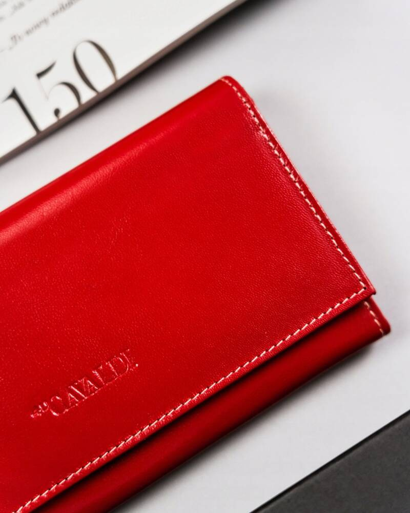 Elegancki, podłużny portfel damski z klapą na zatrzask - Cavaldi - obrazek 8