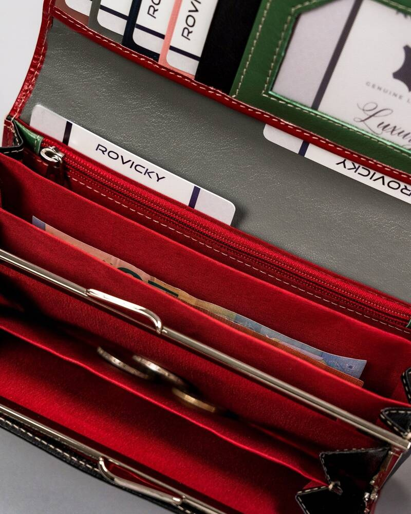 Elegancki, podłużny portfel damski z klapą na zatrzask - Cavaldi - obrazek 10