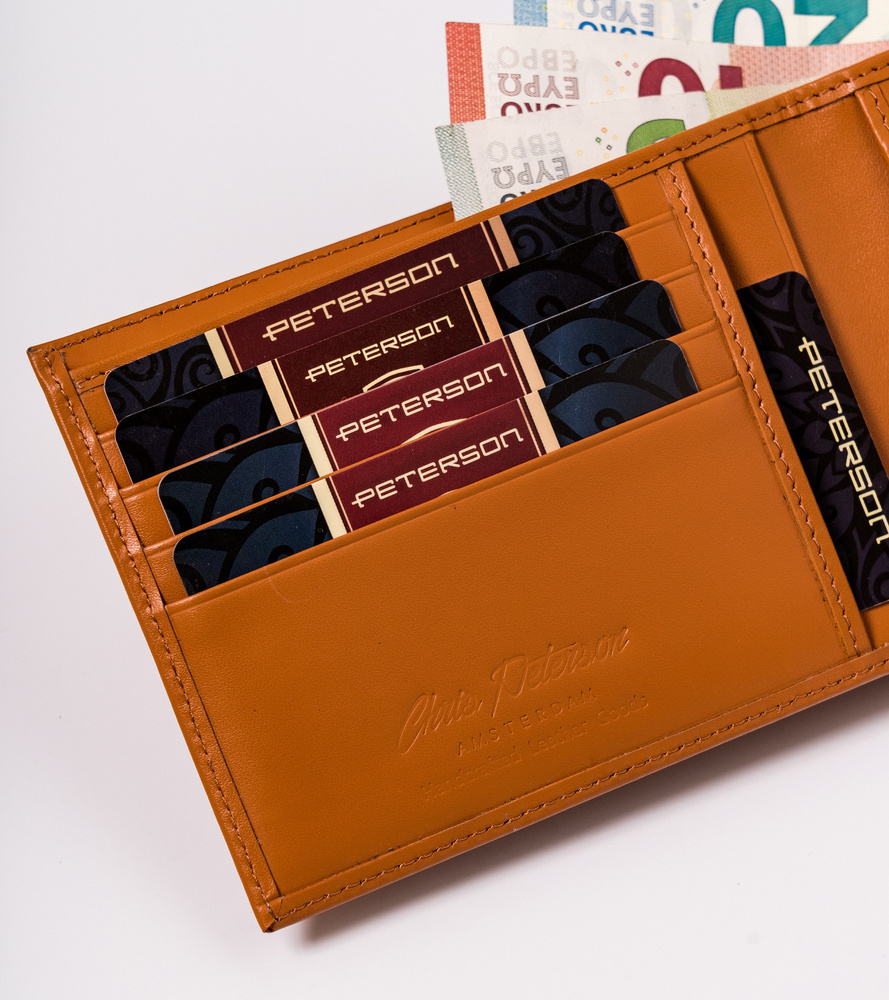 Minimalistyczny portfel ze skóry naturalnej - Peterson - obrazek 7