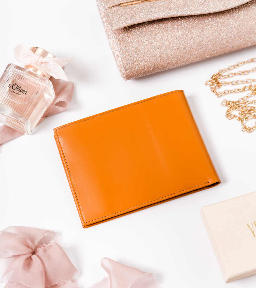 Minimalistyczny portfel ze skóry naturalnej - Peterson - obrazek 4