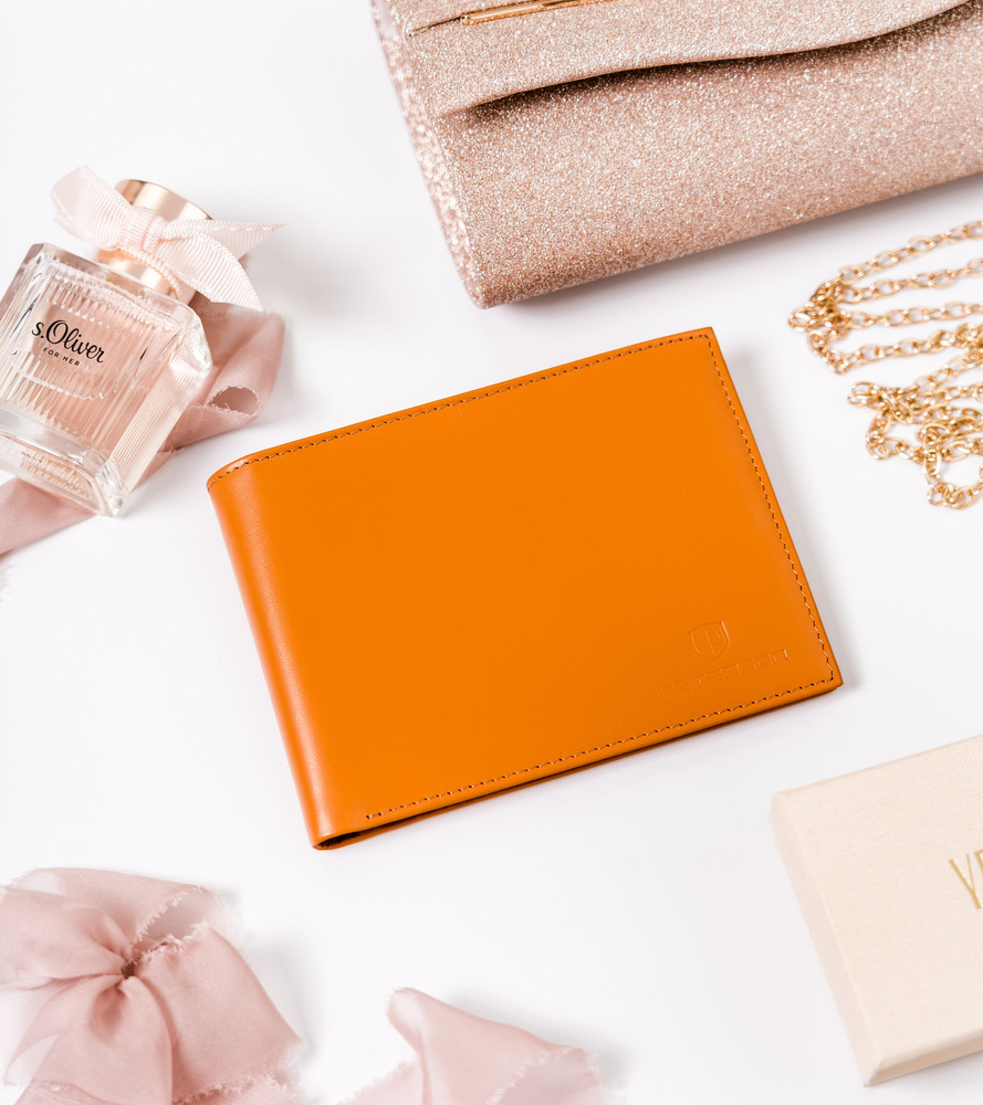 Minimalistyczny portfel ze skóry naturalnej - Peterson - obrazek 2