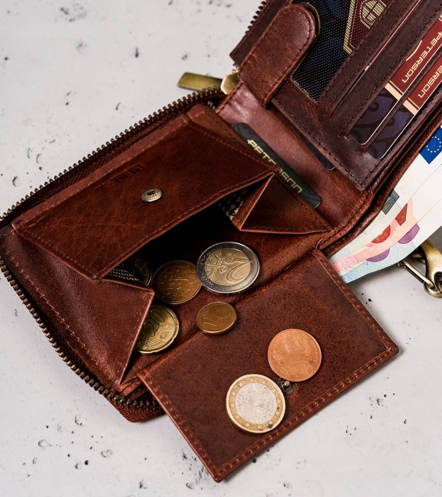 Duży, skórzany portfel męski z łańcuchem — Peterson - obrazek 9