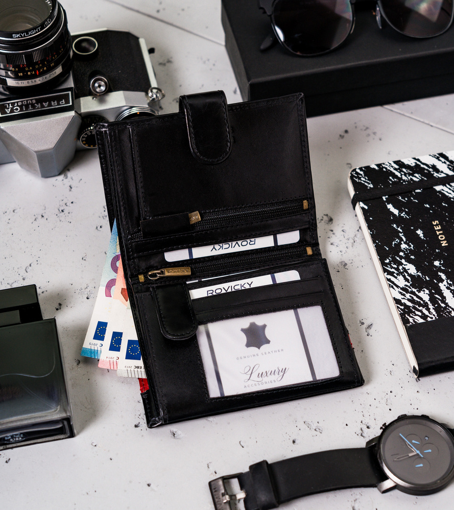 Elegancki portfel męski z wysokojakościowej skóry naturalnej — Rovicky - obrazek 5
