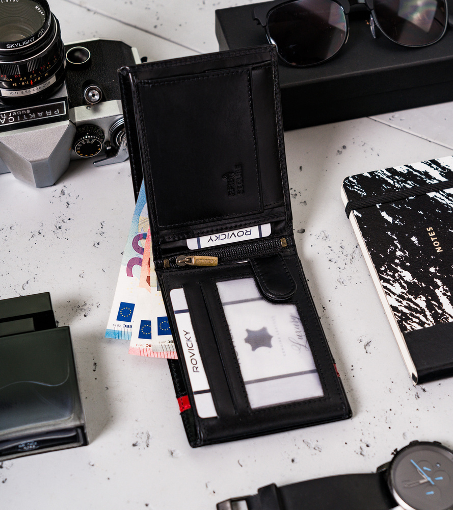 Skórzany portfel męski z ochroną RFID Protect — Rovicky - obrazek 5