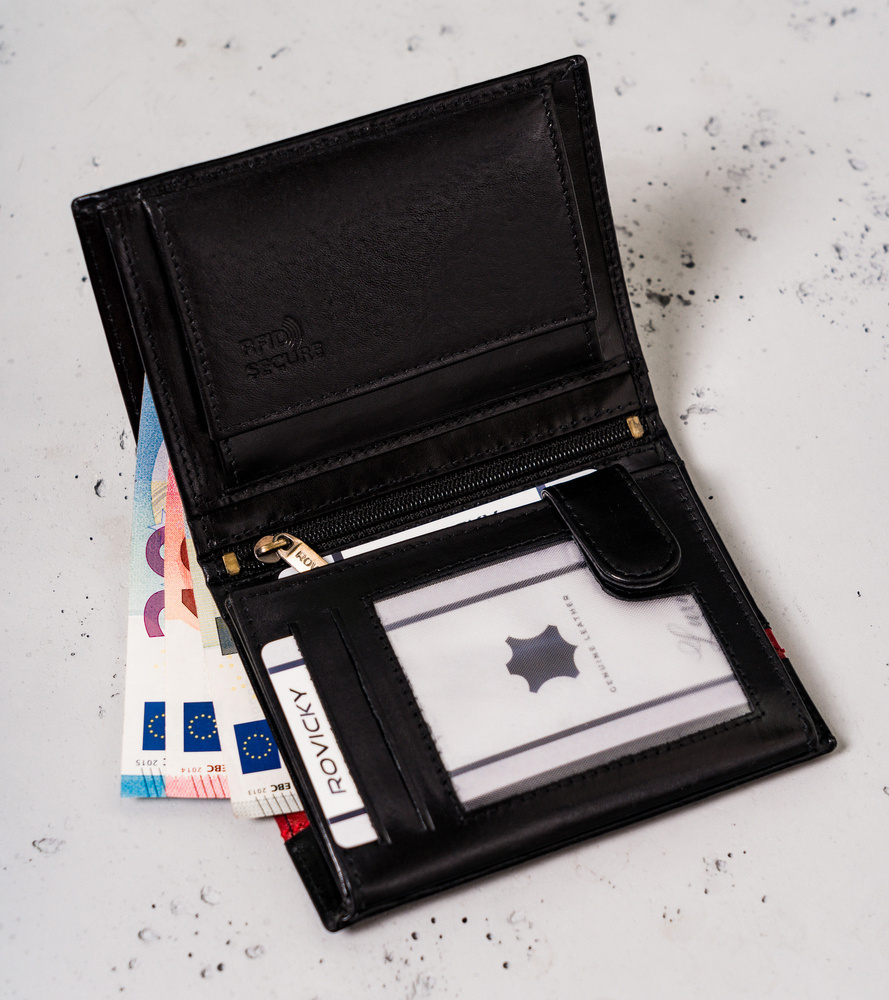 Stylowy portfel męski z bydlęcej skóry naturalnej — Rovicky - obrazek 6