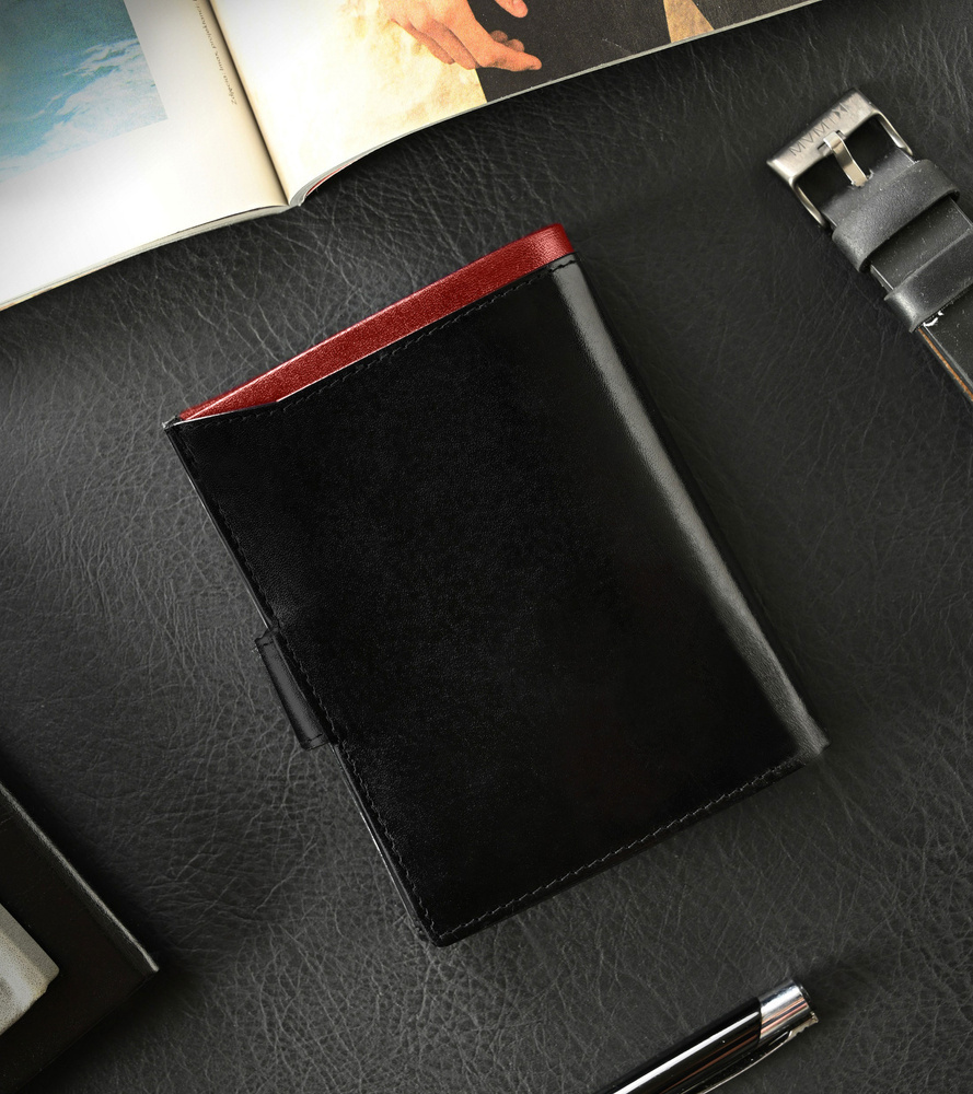 Skórzany portfel męski na karty — Ronaldo - obrazek 3