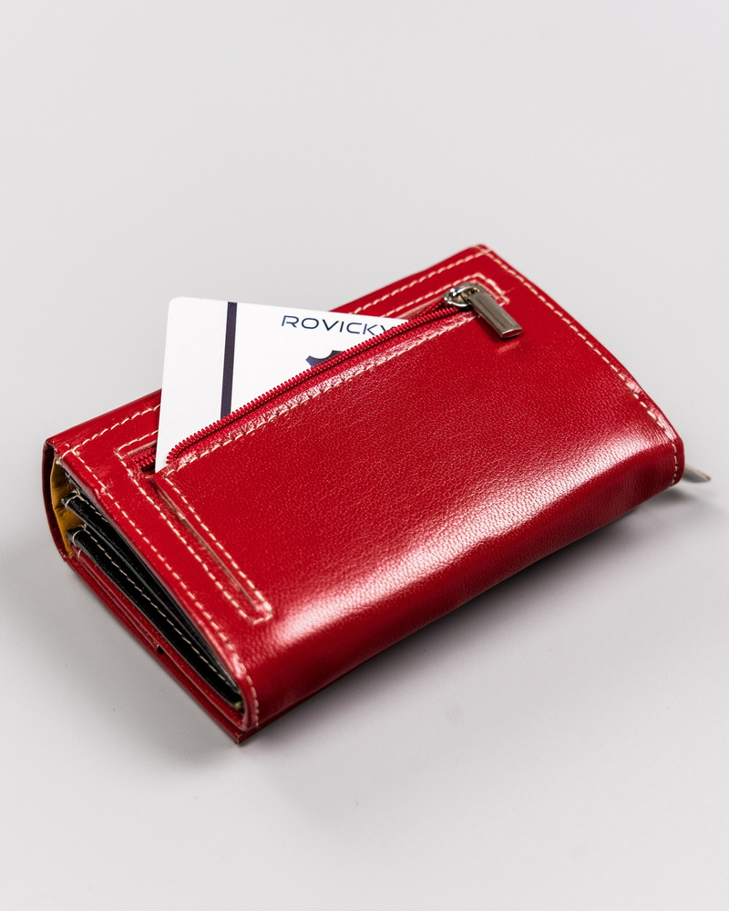 Skórzany portfel damski zamykany na zatrzask - Rovicky - obrazek 13