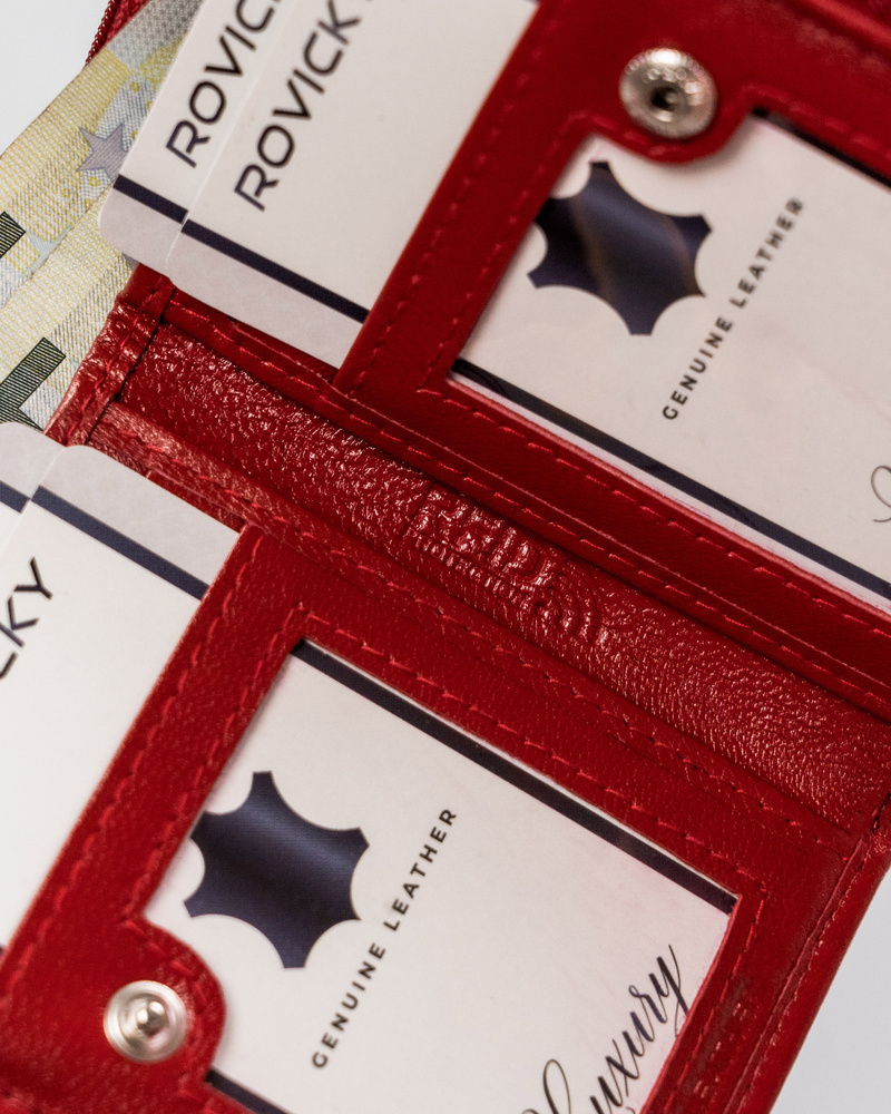 Kompaktowy skórzany portfel damski - Rovicky - obrazek 9