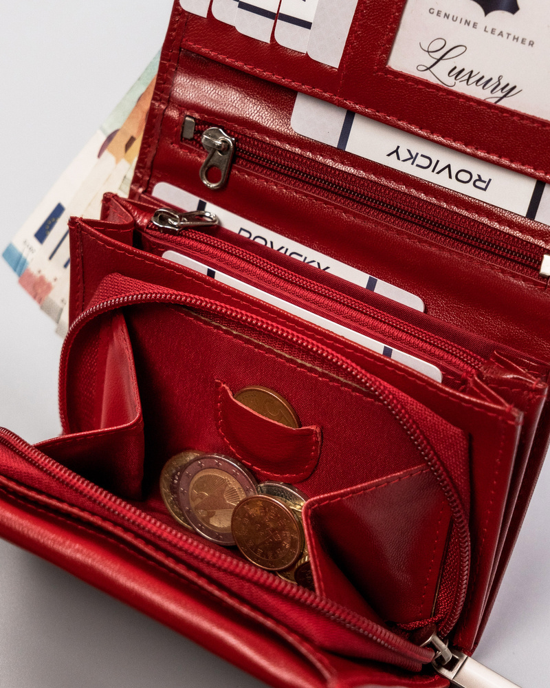 Skórzany kompaktowy portfel damski - Rovicky - obrazek 10