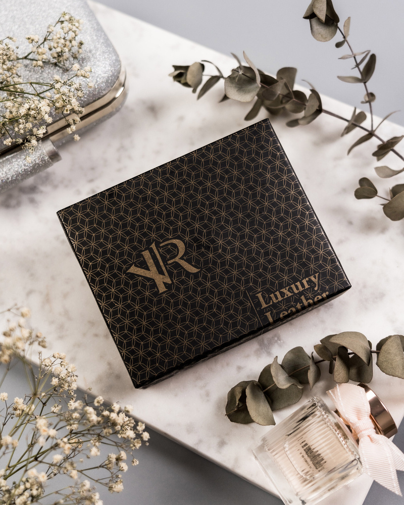 Skórzany portfel damski z ozdobnym zapięciem - Rovicky - obrazek 13