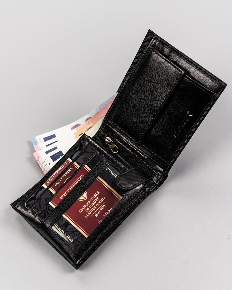 Poziomy, skórzany portfel męski CARBON - Peterson - obrazek 4