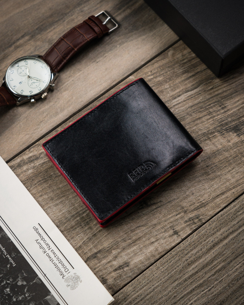 Elegancki portfel męski z czerwonym akcentem - Peterson - obrazek 4