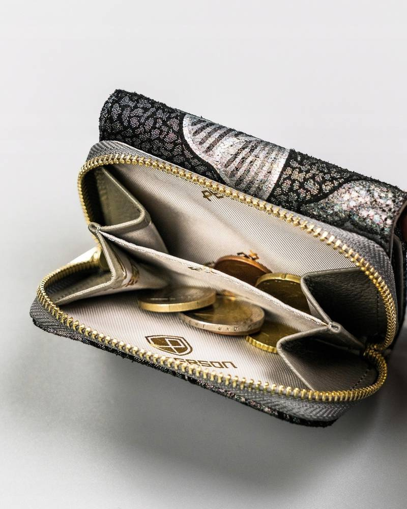 Mały, skórzany portfel damski z systemem RFID - Peterson - obrazek 4