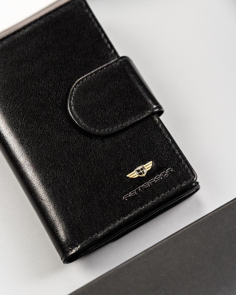 Skórzany, średni portfel damski na zatrzask - Peterson - obrazek 3