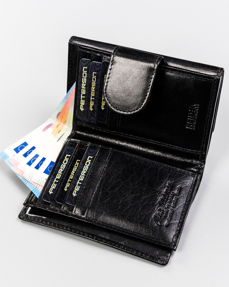 Skórzany, średni portfel damski na zatrzask - Peterson - obrazek 6