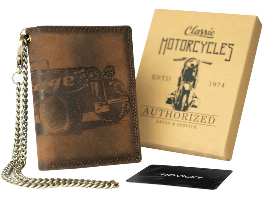 Pionowy portfel męski ze skóry nubukowej z tłoczonym motywem i łańcuchem - obrazek 14