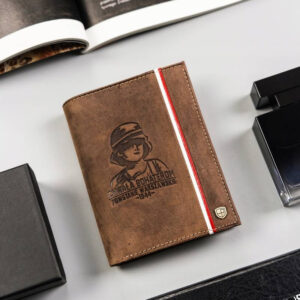 Duży, skórzany portfel męski z motywem patriotycznym - Peterson