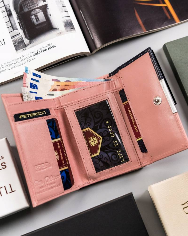 Mały, skórzany portfel damski z systemem RFID - Peterson - obrazek 5