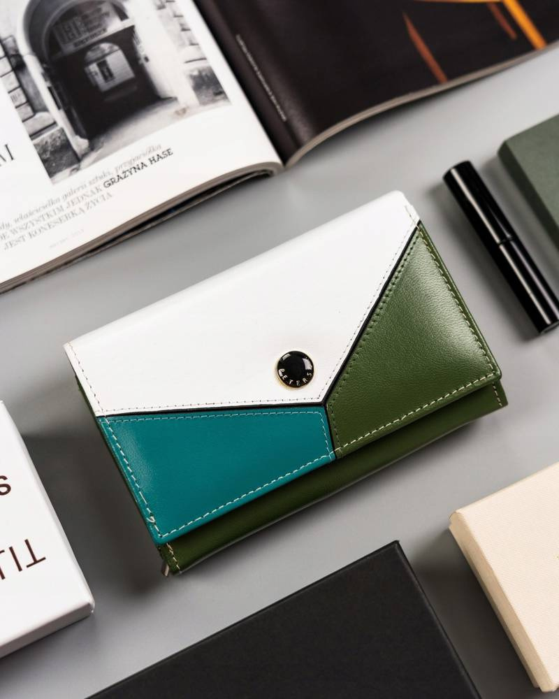 Damski, średni portfel ze skóry naturalnej - Peterson - obrazek 2