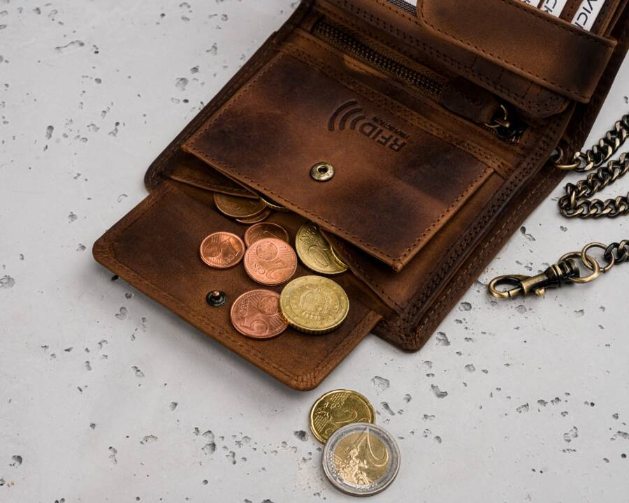 Duży, skórzany portfel męski z łańcuszkiem - obrazek 14