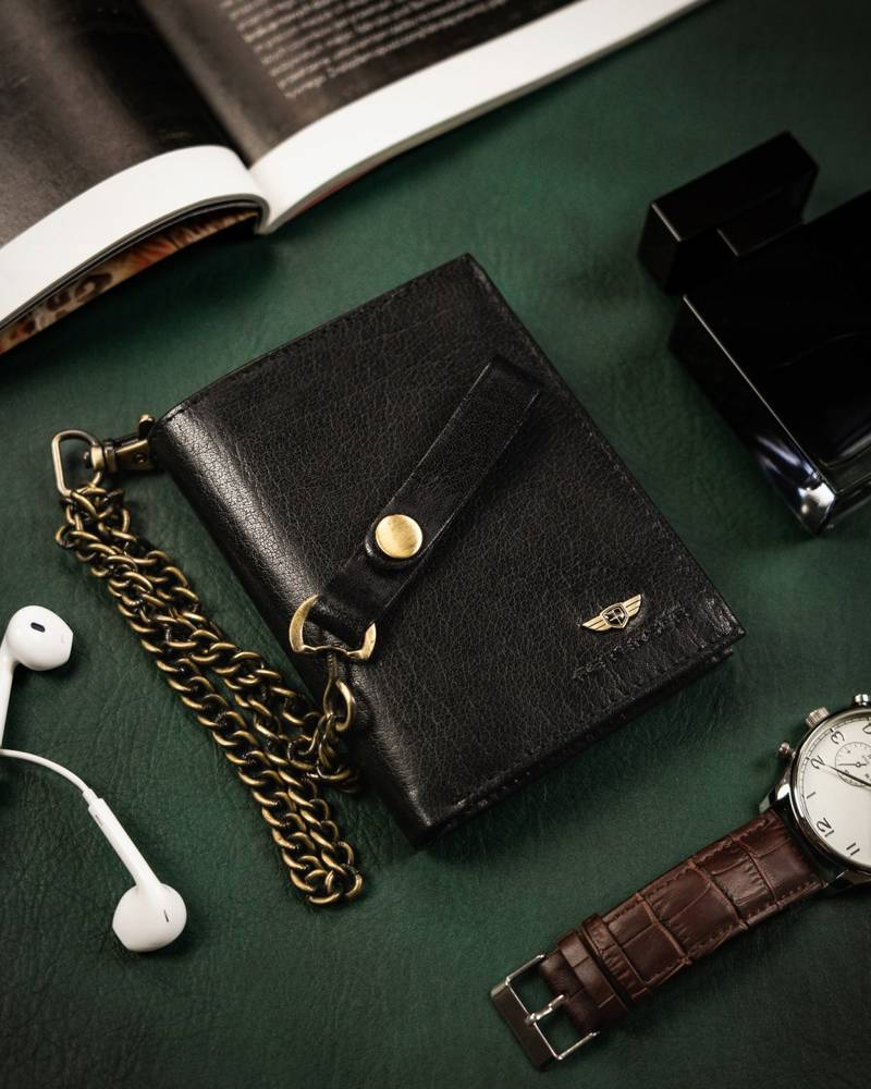 Portfel męski ze skóry naturalnej z łańcuchem - Peterson - obrazek 2