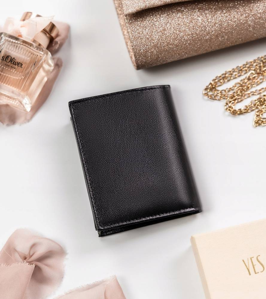 Klasyczny, pionowy portfel damski ze skóry naturalnej - Peterson - obrazek 2