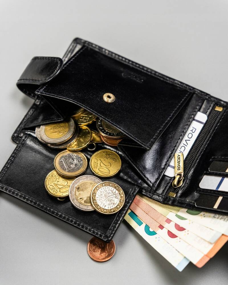 Skórzany portfel męski z systemem RFID - Rovicky - obrazek 9