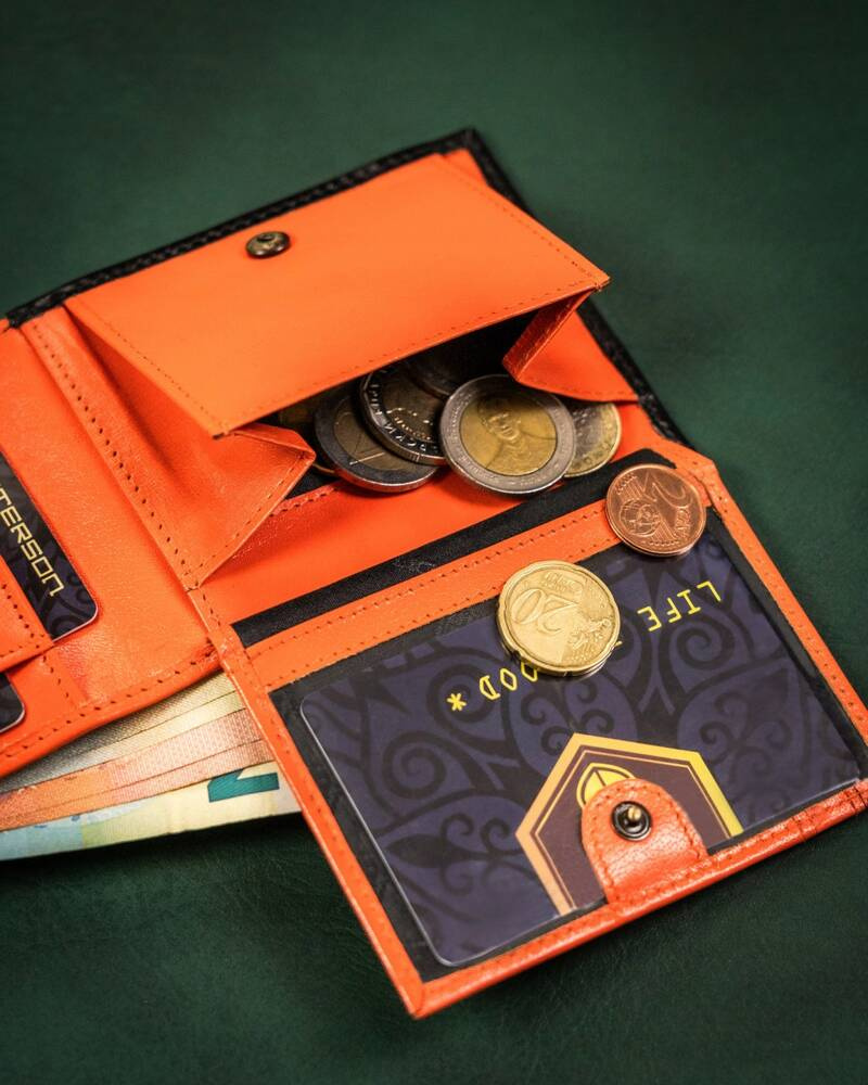 Niewielki, skórzany portfel męski z systemem RFID - Peterson - obrazek 10