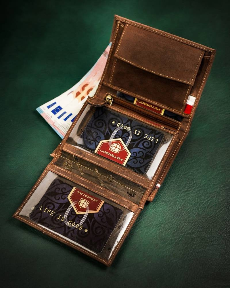Duży, skórzany portfel męski z motywem patriotycznym - Peterson - obrazek 7