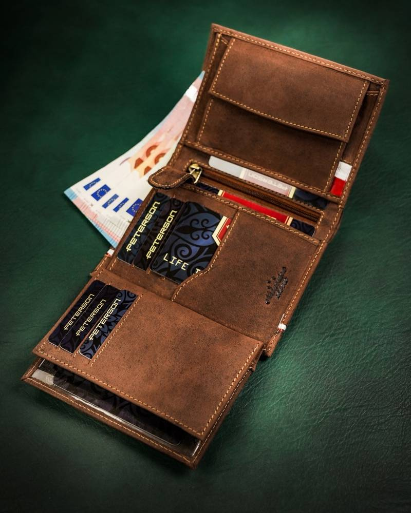 Duży, skórzany portfel męski z motywem patriotycznym - Peterson - obrazek 6