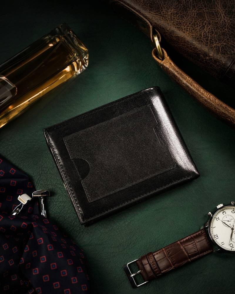 Skórzany portfel męski bez zapięcia zewnętrznego - Peterson - obrazek 4