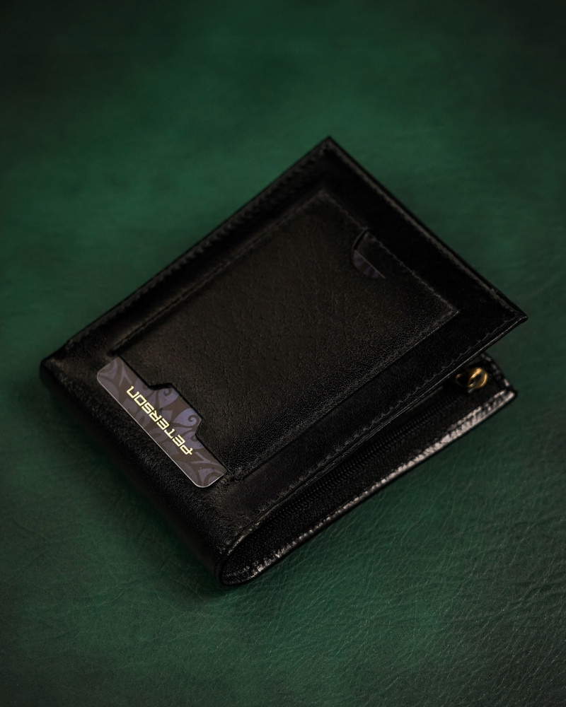 Skórzany portfel męski bez zapięcia zewnętrznego - Peterson - obrazek 5