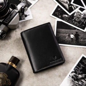 Zestaw prezentowy: elegancki, skórzany portfel męski i brelok - Peterson