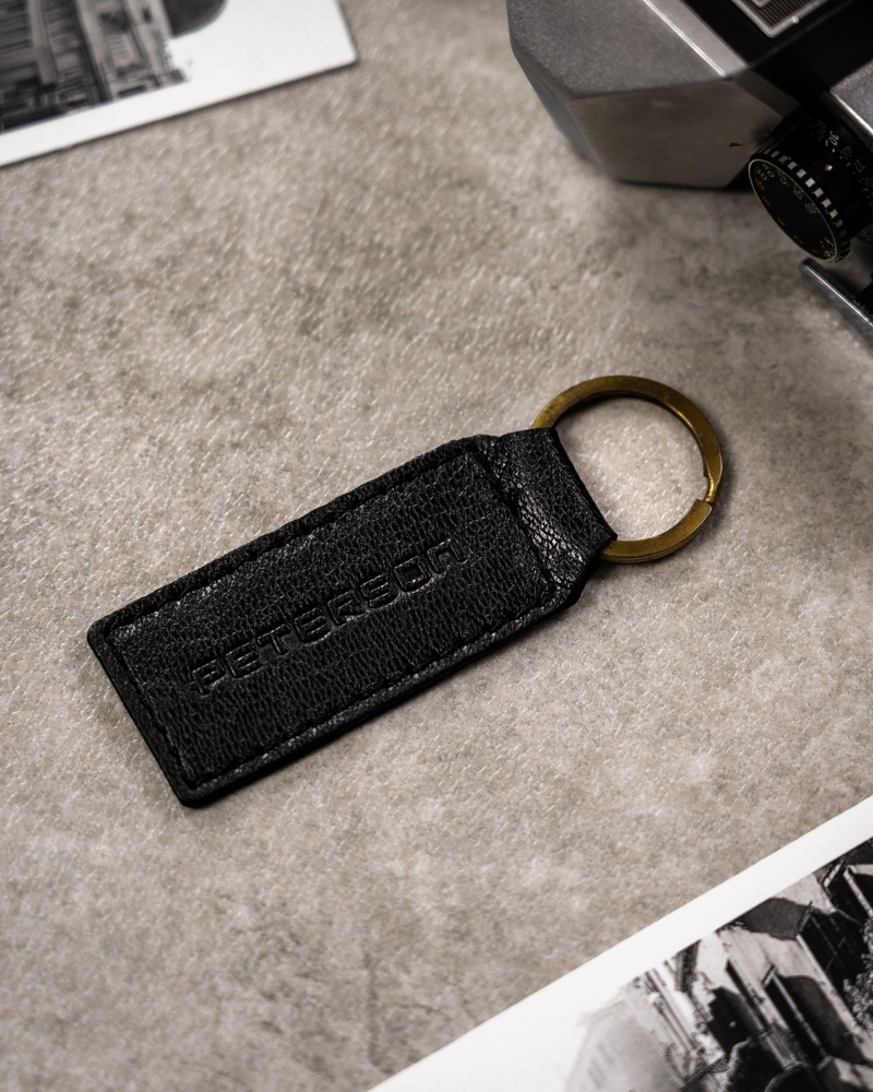 Zestaw prezentowy: elegancki, skórzany portfel męski i brelok - Peterson - obrazek 8