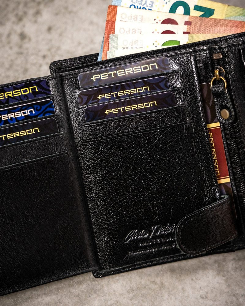 Zestaw prezentowy: elegancki, skórzany portfel męski i brelok - Peterson - obrazek 13