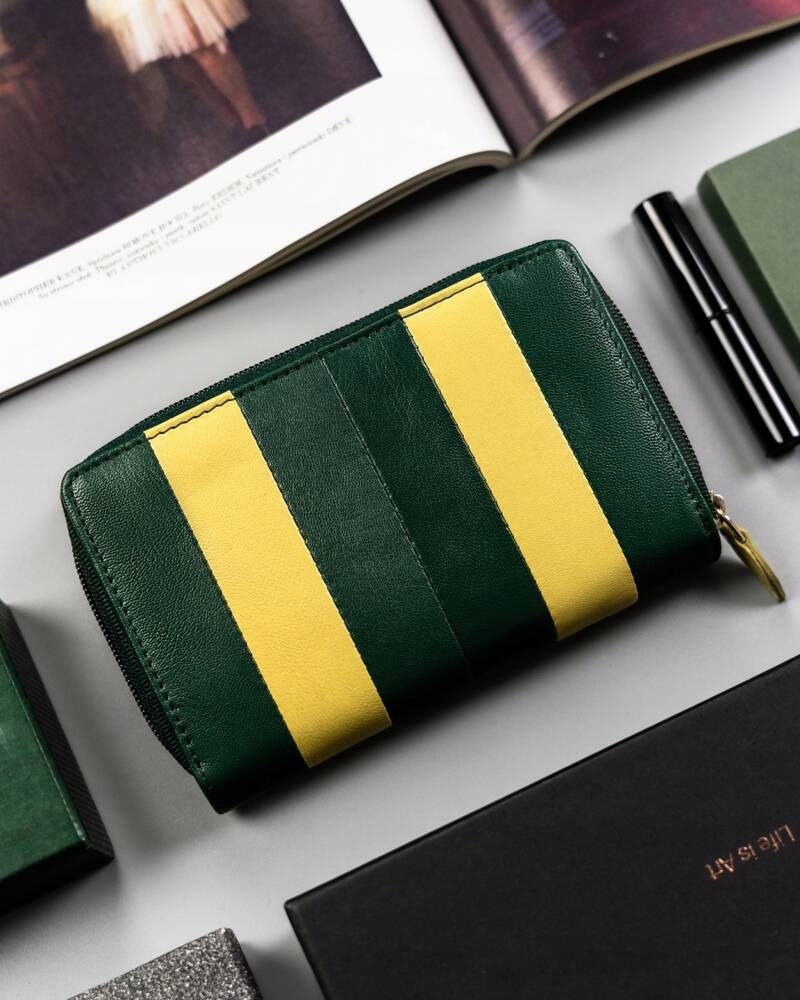 Skórzany portfel damski na zatrzask - Peterson - obrazek 4