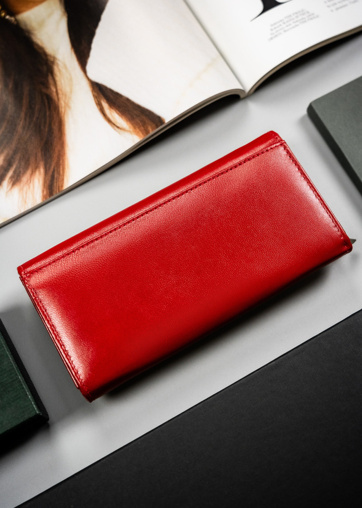 Skórzany portfel damski w orientacji poziomej na zatrzask - 4U Cavaldi - obrazek 4