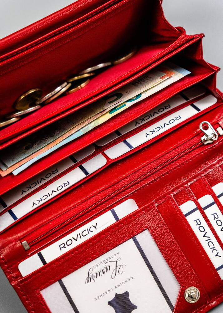 Skórzany portfel damski w orientacji poziomej na zatrzask - 4U Cavaldi - obrazek 10