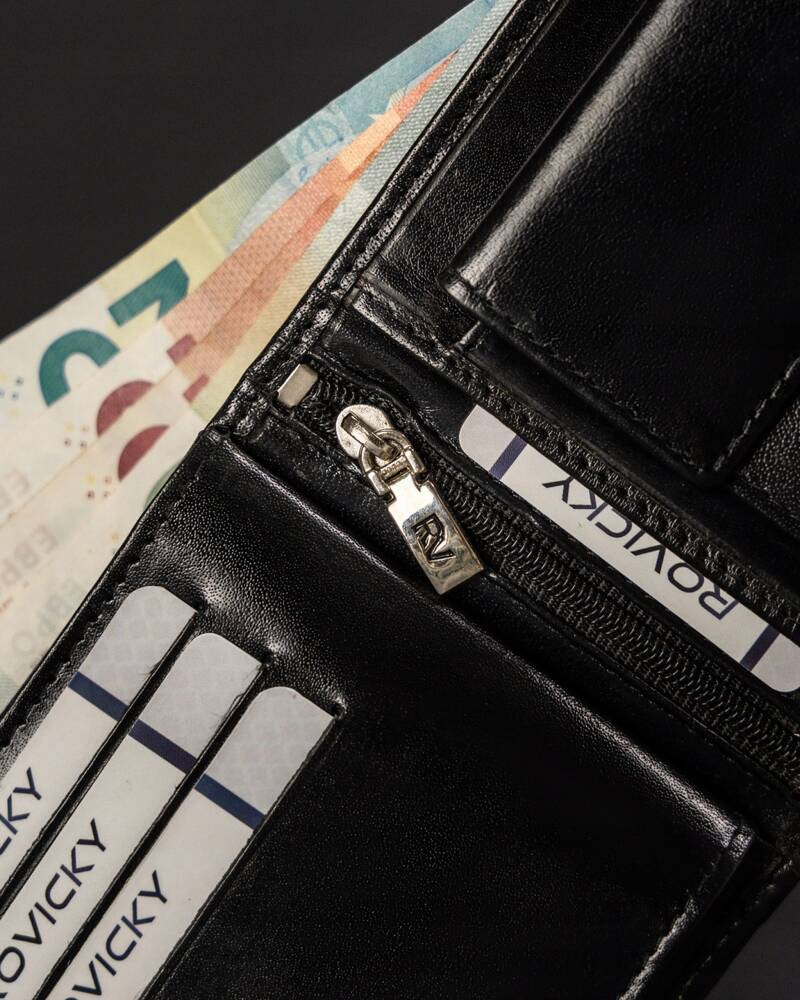 Duży, męski portfel ze skóry naturalnej - Rovicky - obrazek 8