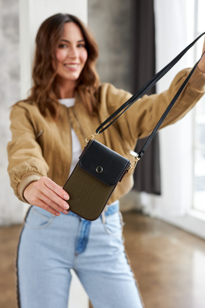 Mini torebka-portfel ze skóry ekologicznej z ozdobnym panelem - Peterson - obrazek 8